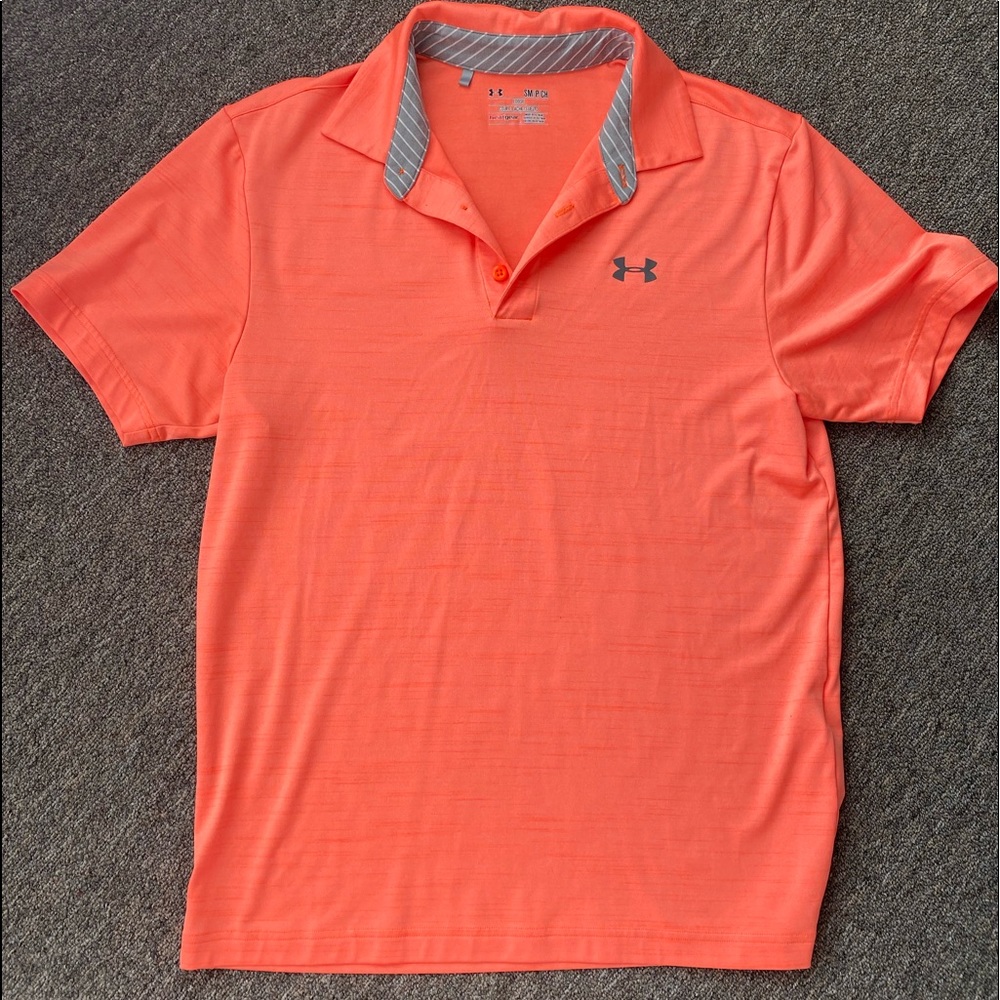 Gently worn men’s Under Armour polo